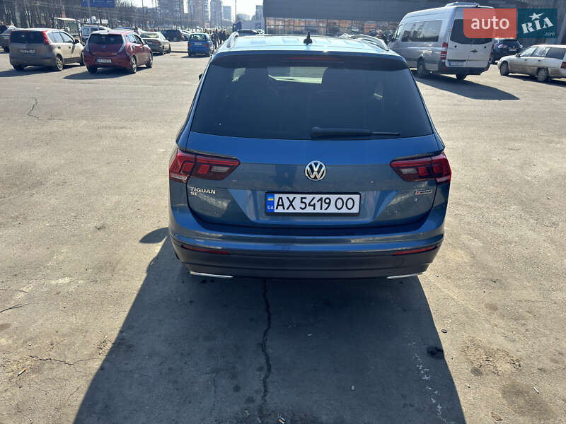 Внедорожник / Кроссовер Volkswagen Tiguan 2018 в Харькове