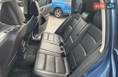 Внедорожник / Кроссовер Volkswagen Tiguan 2016 в 