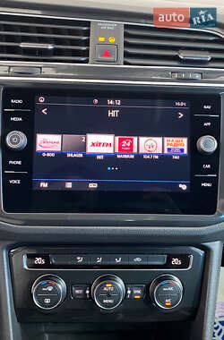 Позашляховик / Кросовер Volkswagen Tiguan 2019 в 