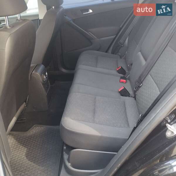 Позашляховик / Кросовер Volkswagen Tiguan 2013 в Кривому Розі