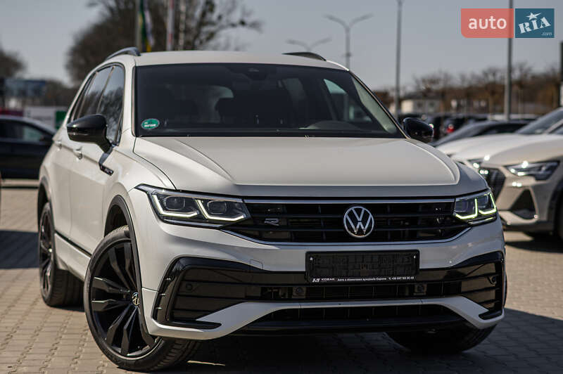 Внедорожник / Кроссовер Volkswagen Tiguan 2021 в Львове