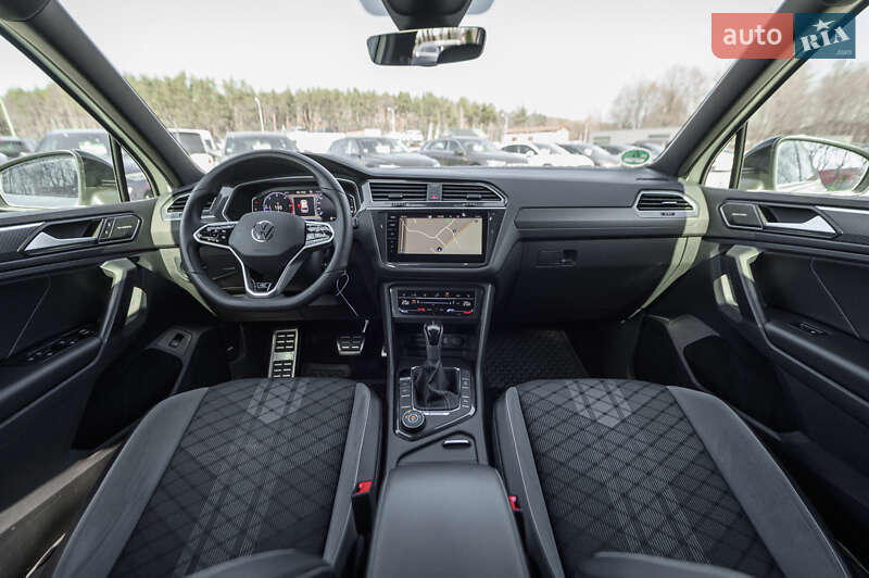 Внедорожник / Кроссовер Volkswagen Tiguan 2021 в Львове