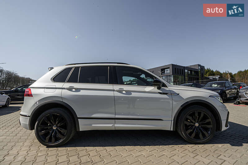 Внедорожник / Кроссовер Volkswagen Tiguan 2021 в Львове