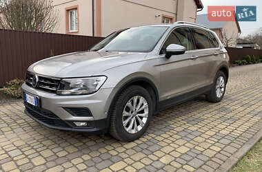 Внедорожник / Кроссовер Volkswagen Tiguan 2020 в 