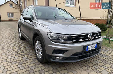 Внедорожник / Кроссовер Volkswagen Tiguan 2020 в 