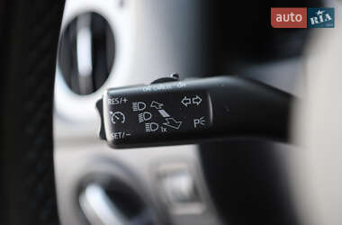 Внедорожник / Кроссовер Volkswagen Tiguan 2012 в 