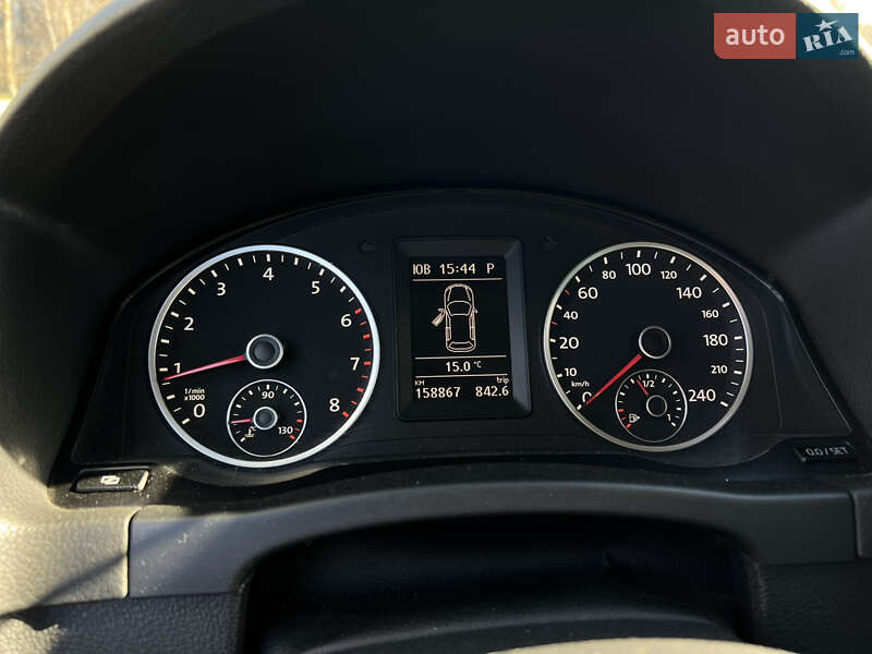 Внедорожник / Кроссовер Volkswagen Tiguan 2010 в Киеве