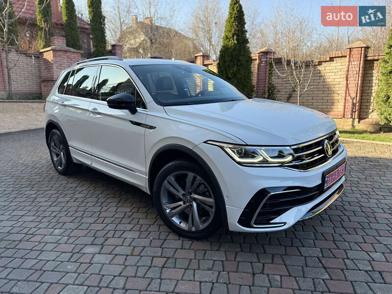 Внедорожник / Кроссовер Volkswagen Tiguan 2022 в Черновцах