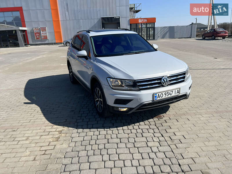 Внедорожник / Кроссовер Volkswagen Tiguan 2018 в Хусте фото 14 Внедорожник / Кроссовер Volkswagen Tiguan 2018 в Хусте