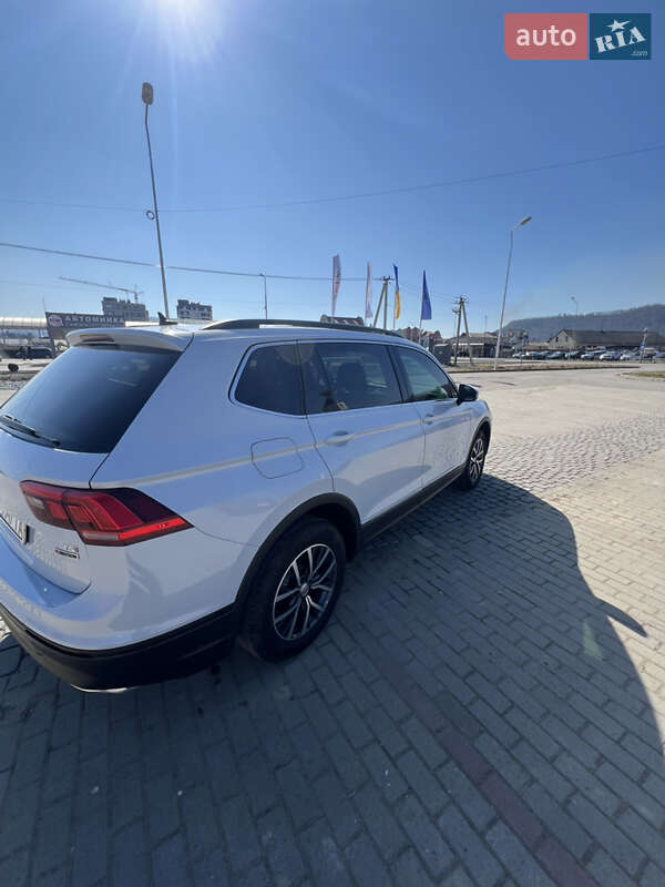 Внедорожник / Кроссовер Volkswagen Tiguan 2018 в Хусте фото 41 Внедорожник / Кроссовер Volkswagen Tiguan 2018 в Хусте