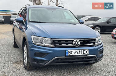 Внедорожник / Кроссовер Volkswagen Tiguan 2018 в 