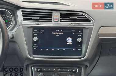 Внедорожник / Кроссовер Volkswagen Tiguan 2018 в 