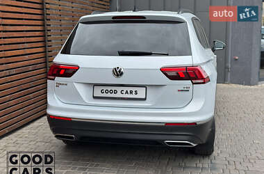 Внедорожник / Кроссовер Volkswagen Tiguan 2018 в 