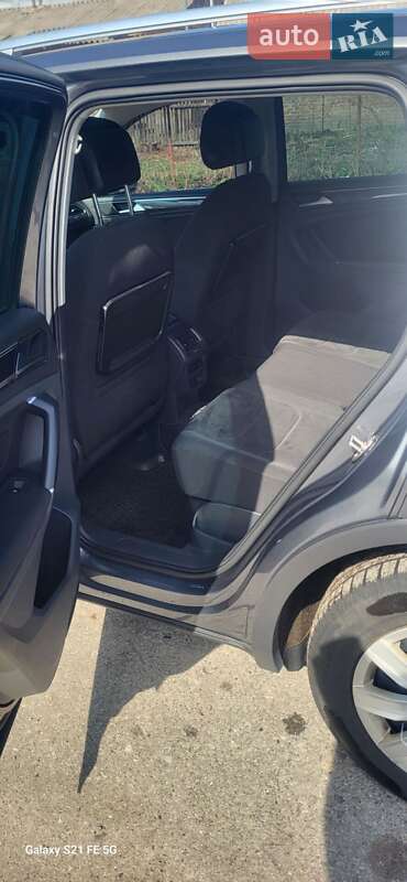 Внедорожник / Кроссовер Volkswagen Tiguan 2017 в Фастове