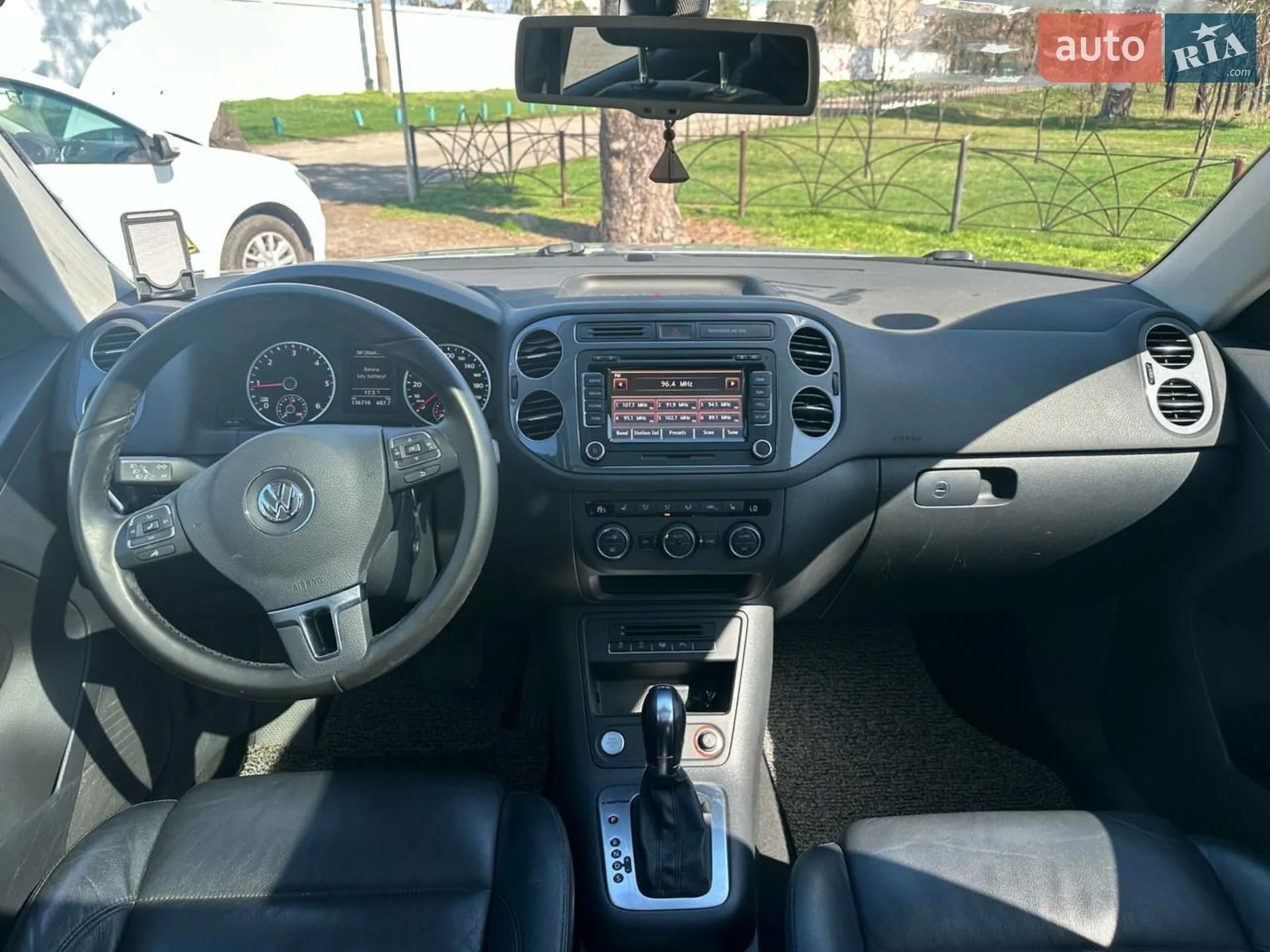 2016 Volkswagen Tiguan - мініатюра 17