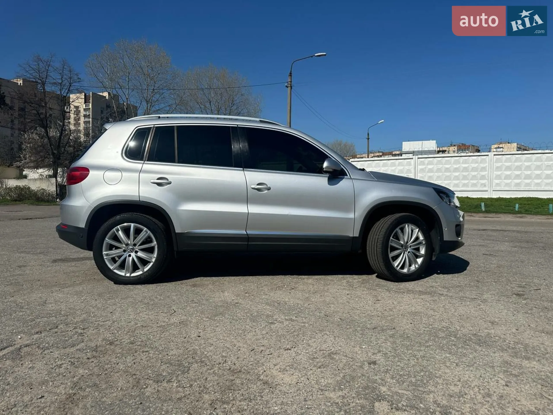2016 Volkswagen Tiguan - мініатюра 2