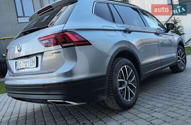 Внедорожник / Кроссовер Volkswagen Tiguan 2019 в 