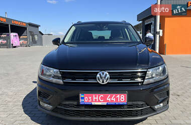 Внедорожник / Кроссовер Volkswagen Tiguan 2018 в 