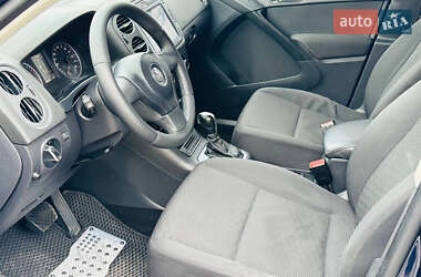 Внедорожник / Кроссовер Volkswagen Tiguan 2011 в 