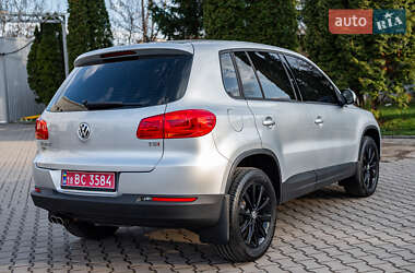 Позашляховик / Кросовер Volkswagen Tiguan 2018 в 