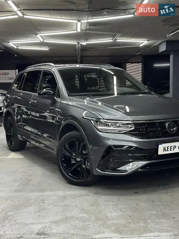 Внедорожник / Кроссовер Volkswagen Tiguan 2024 в 
