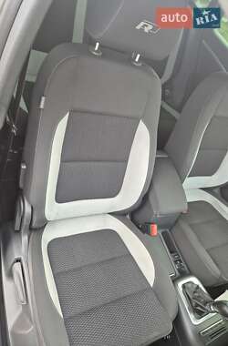Внедорожник / Кроссовер Volkswagen Tiguan 2012 в 