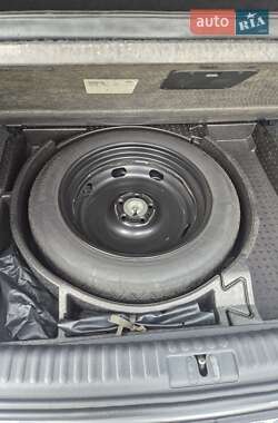 Внедорожник / Кроссовер Volkswagen Tiguan 2012 в 