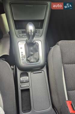 Внедорожник / Кроссовер Volkswagen Tiguan 2012 в 