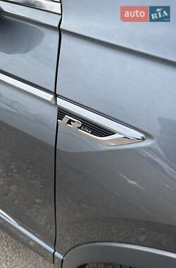 Внедорожник / Кроссовер Volkswagen Tiguan 2020 в 