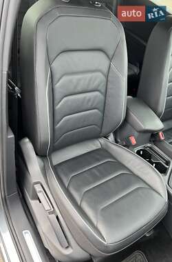 Внедорожник / Кроссовер Volkswagen Tiguan 2020 в 
