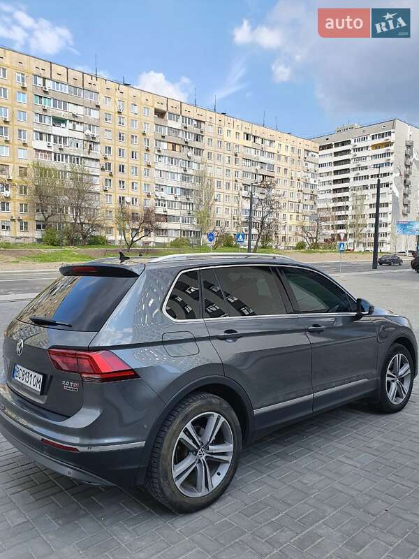 Внедорожник / Кроссовер Volkswagen Tiguan 2017 в Трускавце