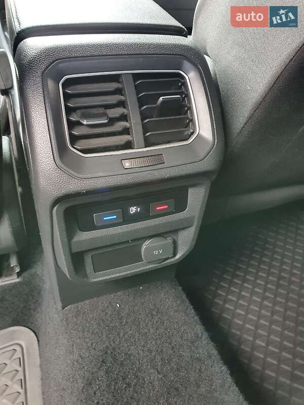 Внедорожник / Кроссовер Volkswagen Tiguan 2017 в Трускавце