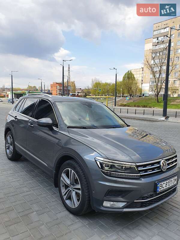 Внедорожник / Кроссовер Volkswagen Tiguan 2017 в Трускавце