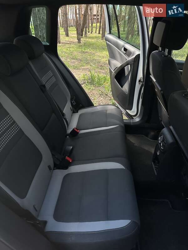 Позашляховик / Кросовер Volkswagen Tiguan 2013 в Миколаєві