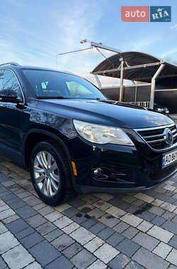 Позашляховик / Кросовер Volkswagen Tiguan 2008 в 