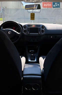 Позашляховик / Кросовер Volkswagen Tiguan 2008 в 