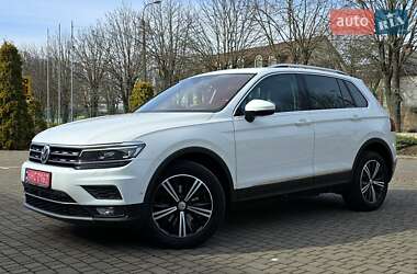 Внедорожник / Кроссовер Volkswagen Tiguan 2018 в 