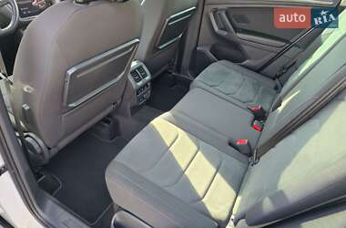 Внедорожник / Кроссовер Volkswagen Tiguan 2018 в 