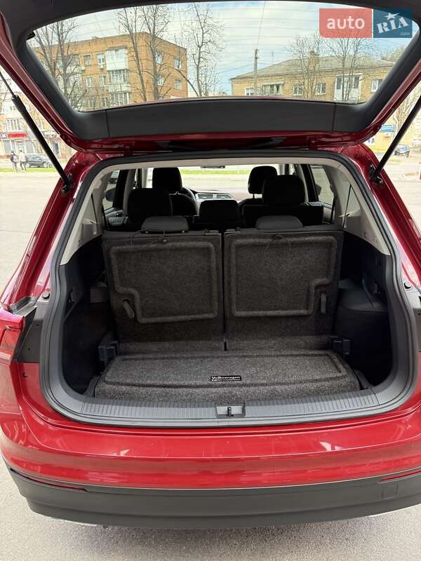 Позашляховик / Кросовер Volkswagen Tiguan 2017 в Черкасах