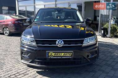 Внедорожник / Кроссовер Volkswagen Tiguan 2018 в 