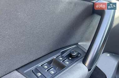 Внедорожник / Кроссовер Volkswagen Tiguan 2018 в 