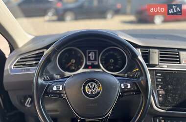 Внедорожник / Кроссовер Volkswagen Tiguan 2018 в 