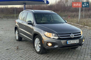 Позашляховик / Кросовер Volkswagen Tiguan 2012 в 