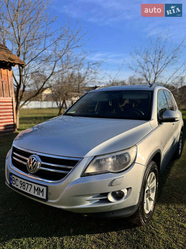 Позашляховик / Кросовер Volkswagen Tiguan 2008 в 