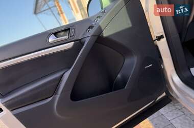 Позашляховик / Кросовер Volkswagen Tiguan 2012 в 