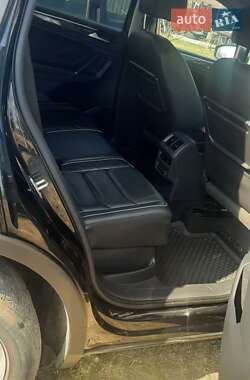 Позашляховик / Кросовер Volkswagen Tiguan 2018 в 