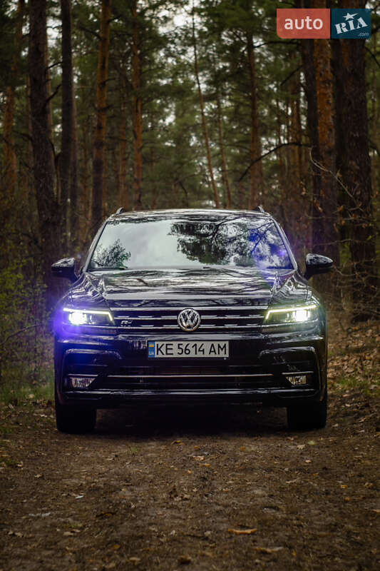 Позашляховик / Кросовер Volkswagen Tiguan 2020 в Дніпрі фото 4 Позашляховик / Кросовер Volkswagen Tiguan 2020 в Дніпрі