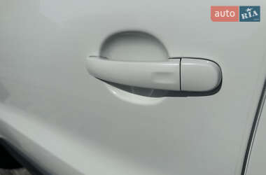 Внедорожник / Кроссовер Volkswagen Tiguan 2014 в 