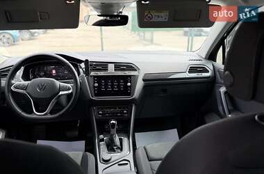 Внедорожник / Кроссовер Volkswagen Tiguan 2024 в 
