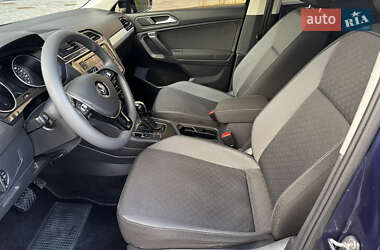 Внедорожник / Кроссовер Volkswagen Tiguan 2020 в 